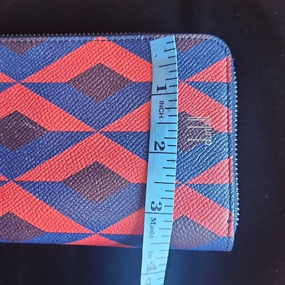 Dunhill Cadogan Zip Coat Wallet – Red & Navy Geometric Print